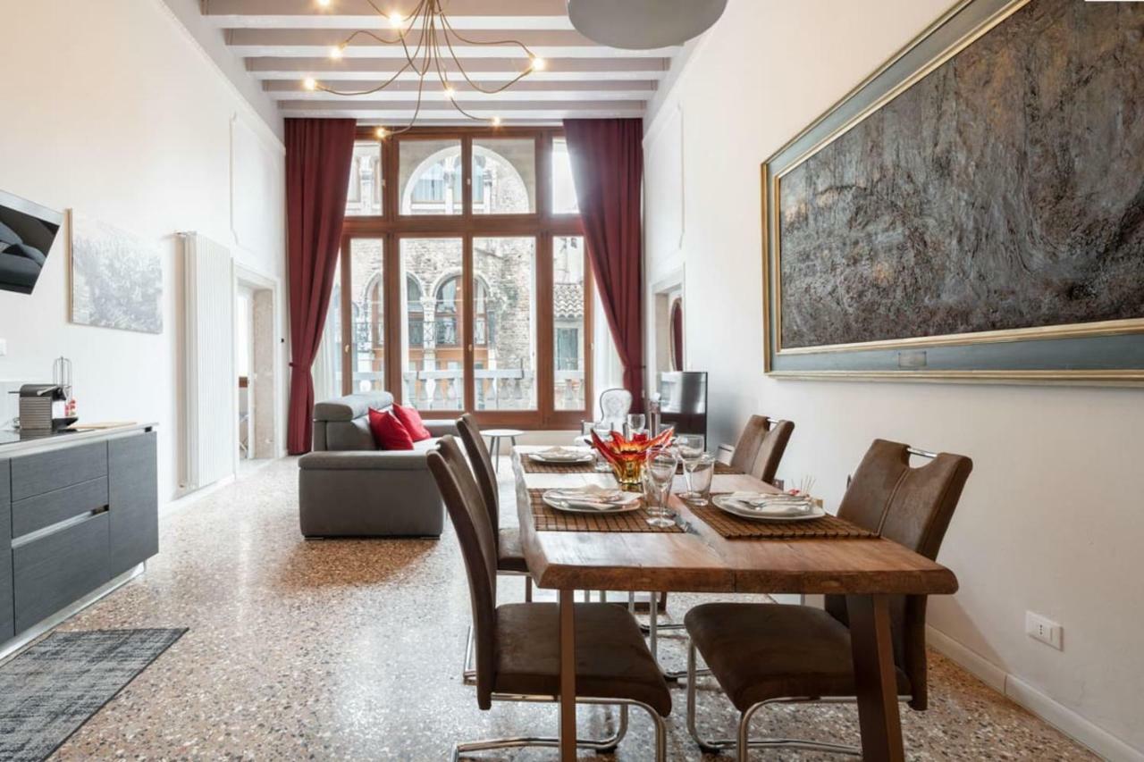 Apartment Ponte Raspi Canal View Венеція Екстер'єр фото