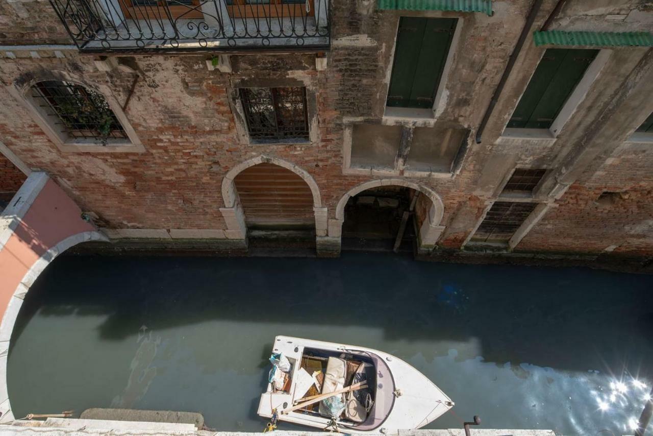 Apartment Ponte Raspi Canal View Венеція Екстер'єр фото